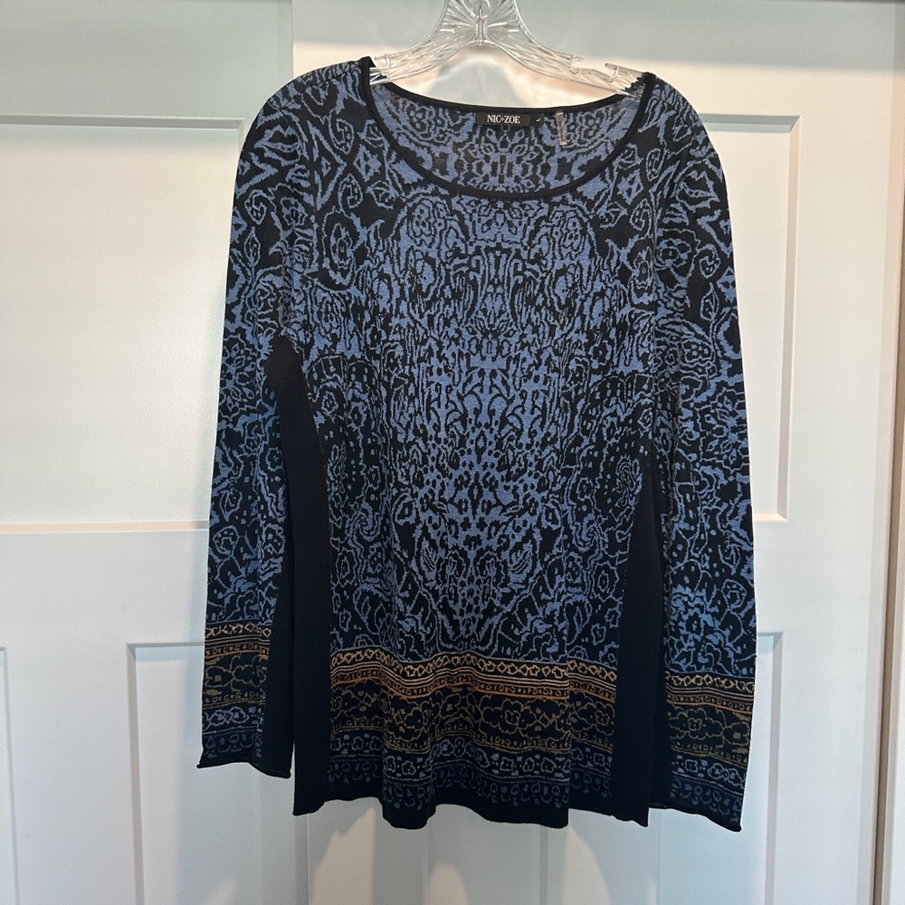 NIC+ZOE size L print sweater - like new condition